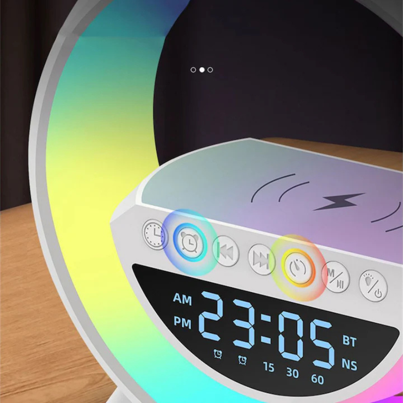 Lampa Smart LED RGB si Incarcator Wireless 15W, Boxa Bluetooth, Afisaj Ceas Digital, Alarma, Alb